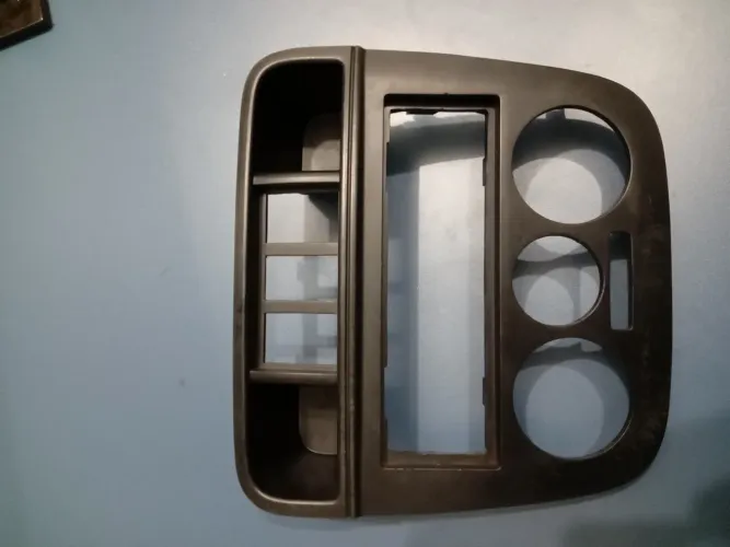 Moldura do rádio original Gol, Parati e Saveiro G4