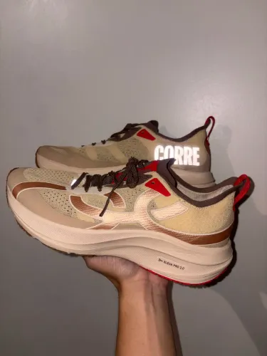 Tênis de corrida Corre 4