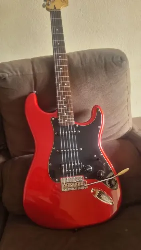 Fender squier modificada 