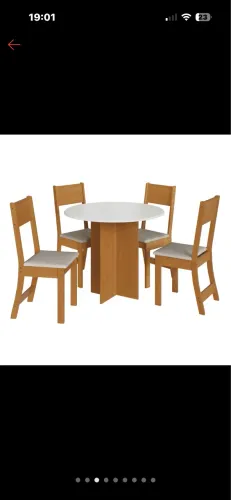 Mesa com 4 lugares. Aceito troca .