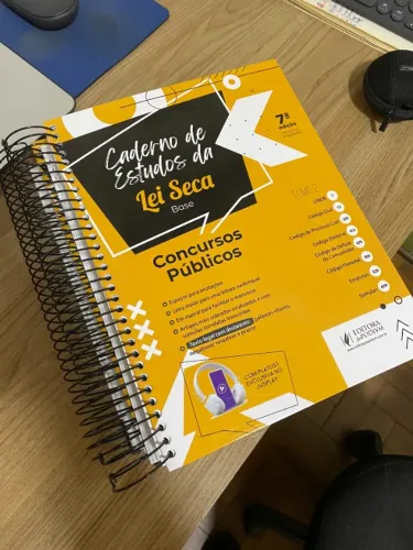 Livro Amarelinho (Código de Leis)