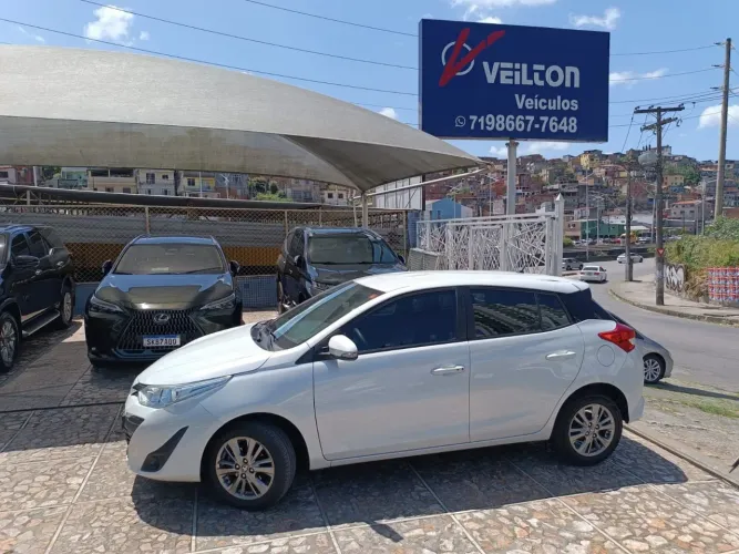 Toyota Yaris XL Plus Con. 1.5 Flex 16V 5P AUT 2021