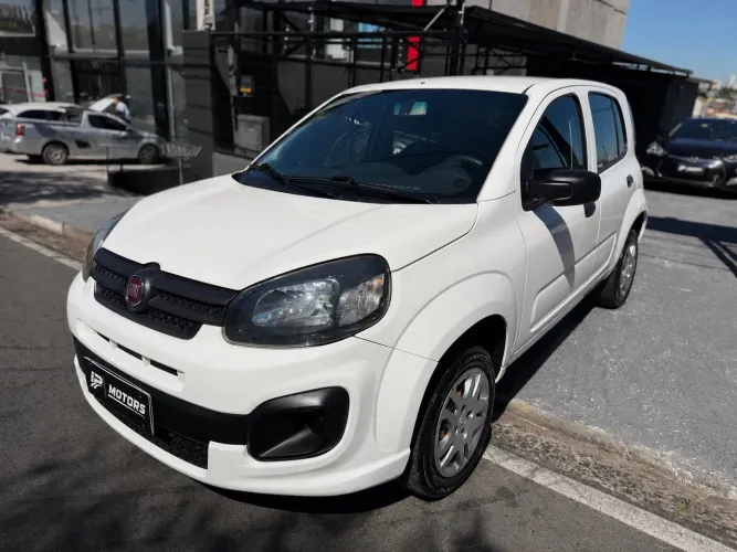 Fiat Uno Attractive 1.0 EVO Fire Flex 8V 5P 2020