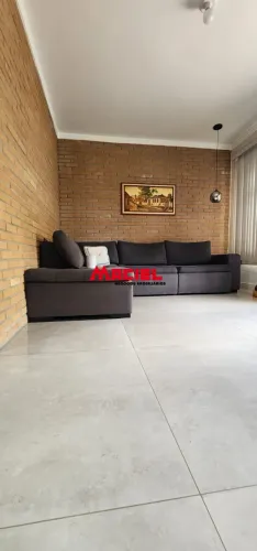 BELÍSSIMA CASA MODELO SOBRADO COM ACABAMENTO DE PRIMEIRÍSSIMA QUALIDADE NO JARDIM ISMÊNIA