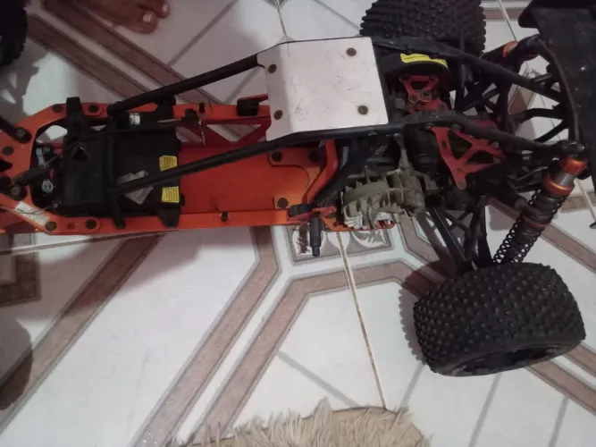 Vende-se carrinho remoto 