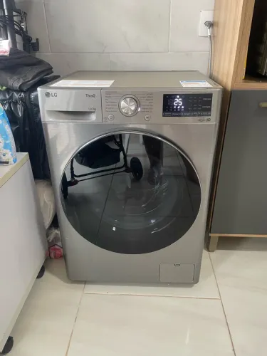 Lava e Seca LG ThinQ 12/7 kg ? APENAS 10 MESES DE USO!