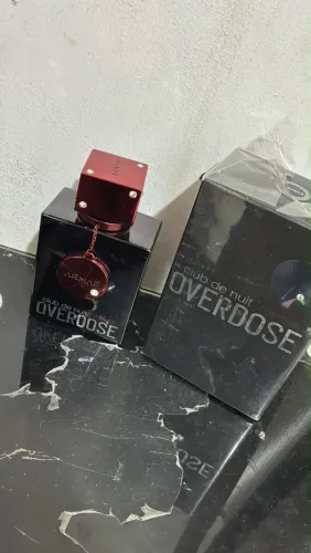 Vendo Perfume pra sair logo overdose novo usado 2x muito potente fixa muito