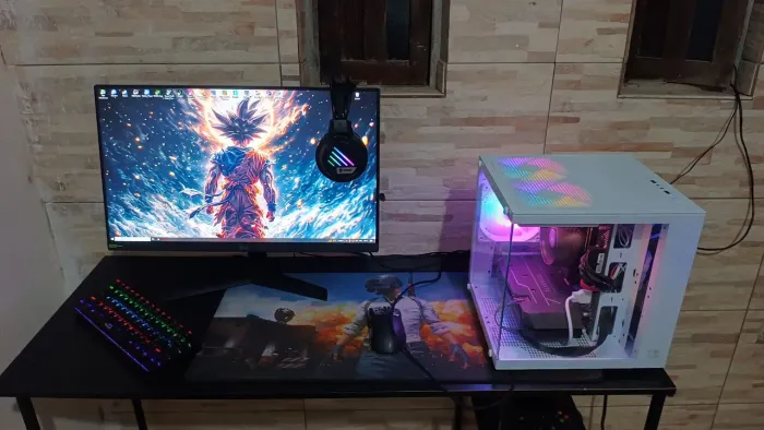 PC GAMER COMPLETO MAIS MESA E PERIFÉRICOS