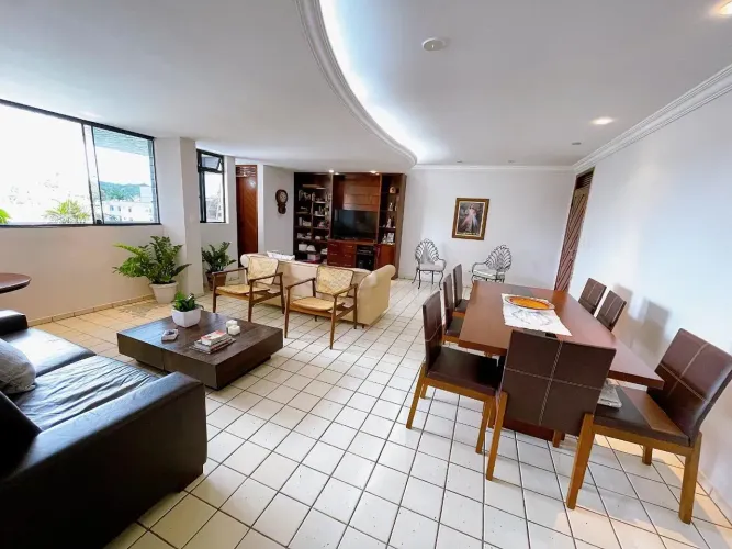 Lindo apartamento no Ibiza em Capim Macio