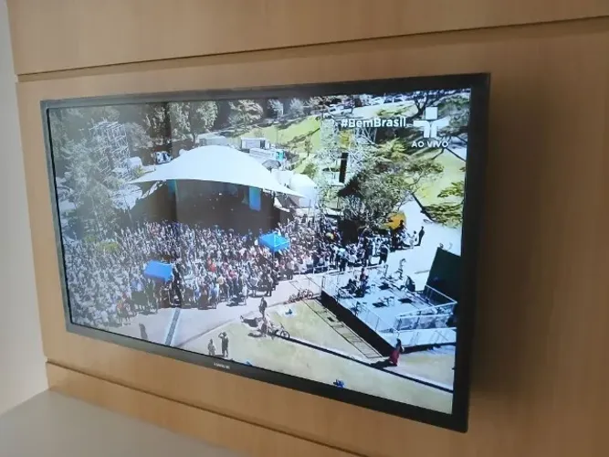 Smart TV Samsung 32" T4300 LED HD - Entrega Rápida!