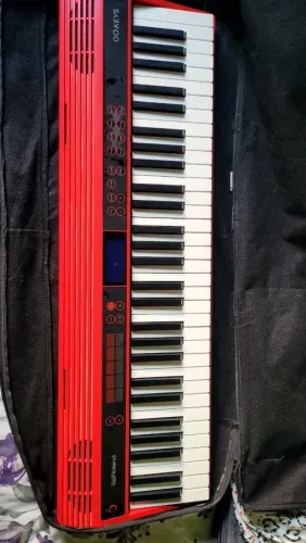 Teclado Musical Roland 61 Teclas Go61k Go Keys Bluetooth