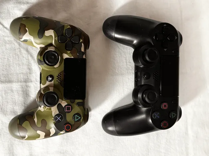 PS4 Slim Memória 1T / Sem Jogos