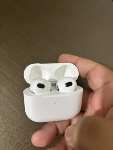 AirPods 3