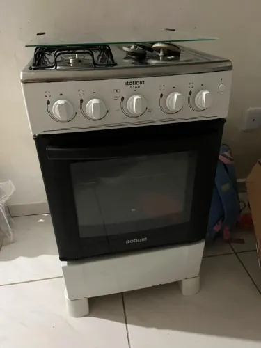 Fogão usado sem defeito