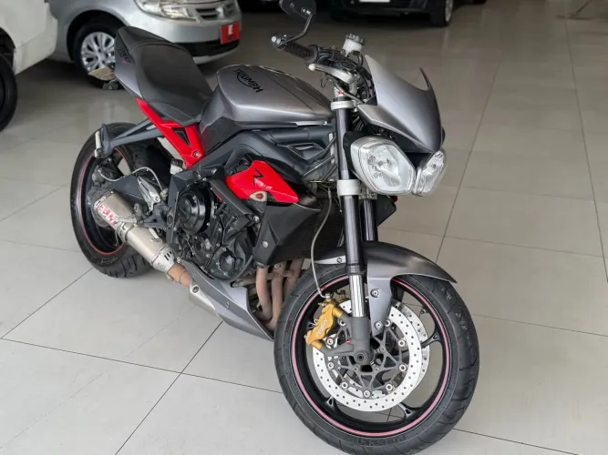Triumph Street Triple 675 2017