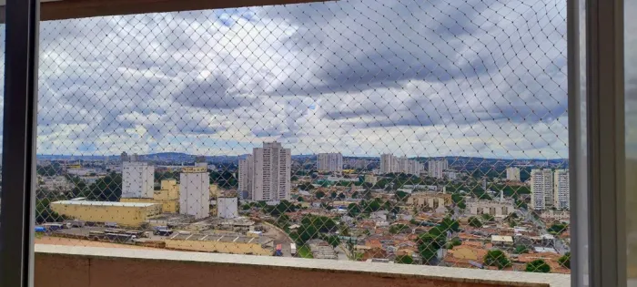 Vendo excelente apartamento - Negrão de Lima - Completo/Linda Vista