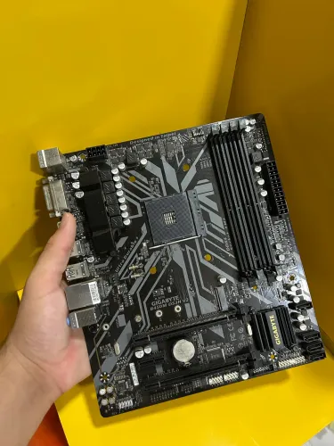 Placa-mãe B450M DS3H V2 - AM4