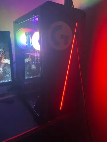 PC GAMER + RX580 8GB