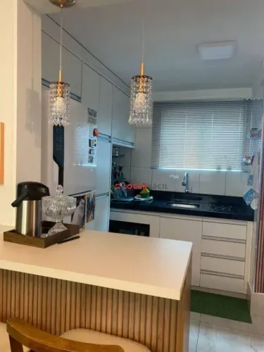 Apartamento com 2 dormitórios para alugar, 70 m² por R$ 2.850,00/mês - Zona 02 - Maringá/P