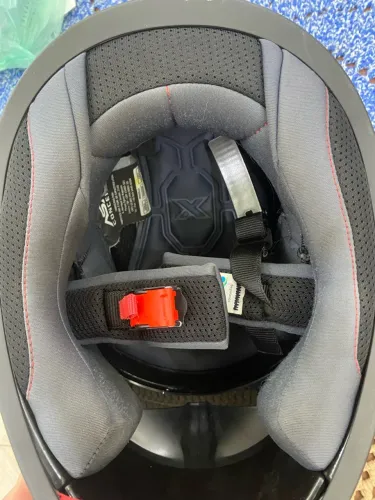 Vendo capacete asx usado poucas vezes tamanho 57/58 interna intacta