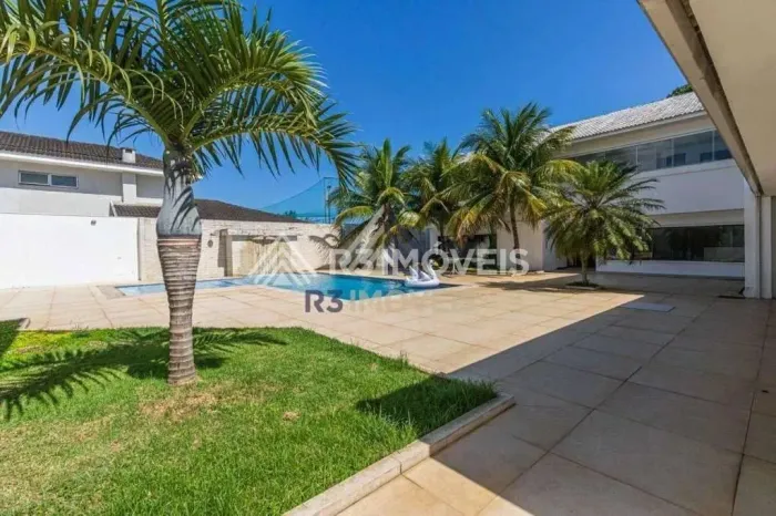 Casa com 5 quartos à Venda, Barra da Tijuca - Rio de Janeiro