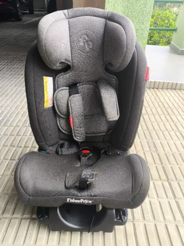 Cadeirinha Fisher price semi nova
