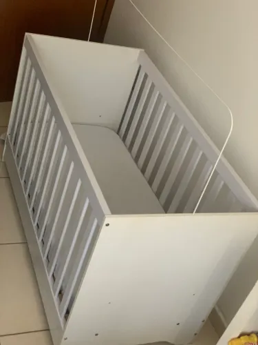 Berço semi novo