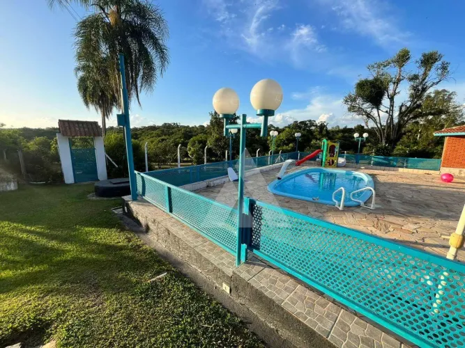 Chácara com 2 quartos à venda, - Cercadinho - Alambari/SP.