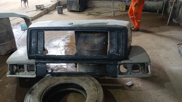 Capô Com Paralamas Mercedes-benz 1634