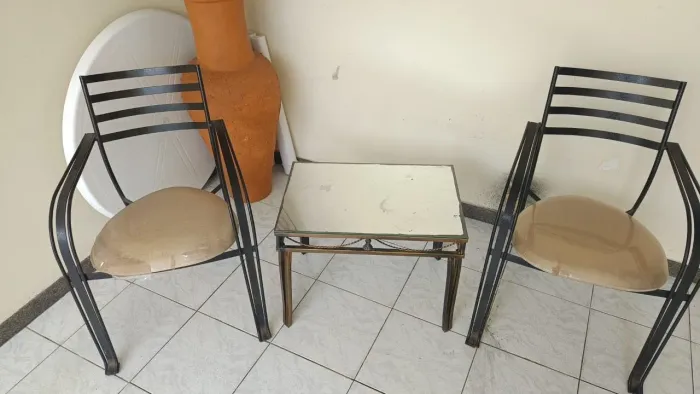 Conjunto cadeira com centro 