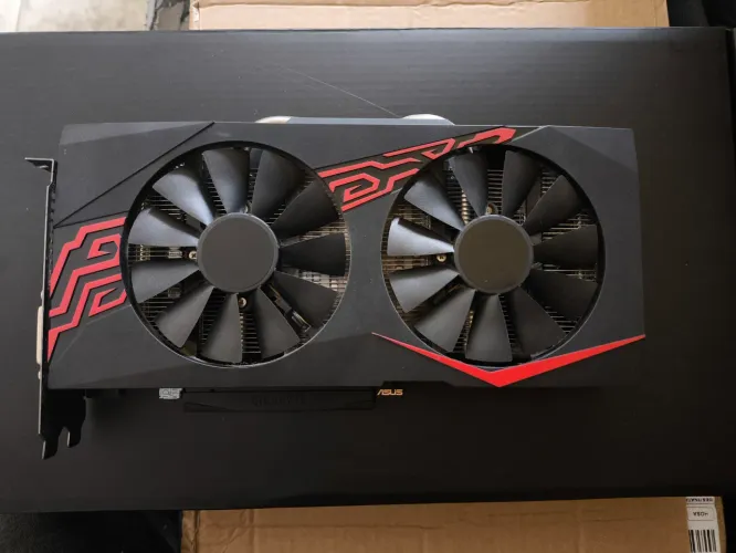 Placa de Vídeo Asus GeForce GTX 1060 5GB Dual Fan (Usada)