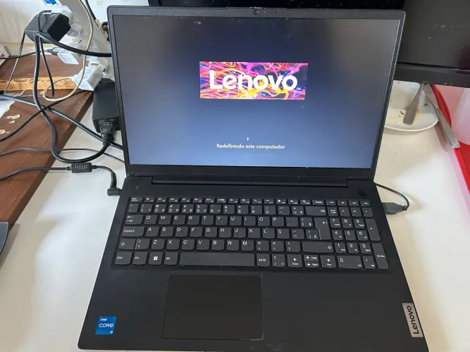 Notebook Lenovo V15 G3 Intel Core i5 (Seminovo) - 8GB RAM / SSD 256GB
