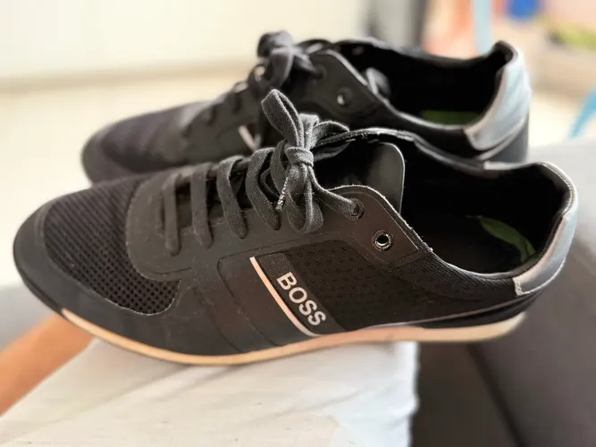 Vendo tênis original Hugo Boss 
