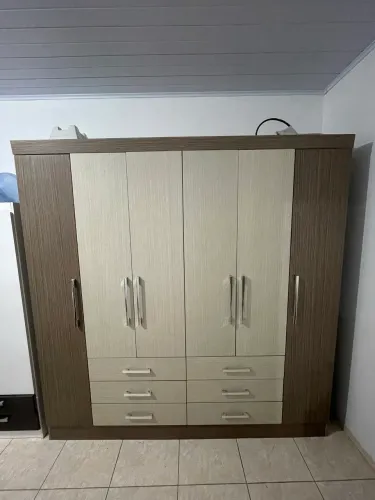 guarda-roupa casal de 6 portas e 6 gavetas