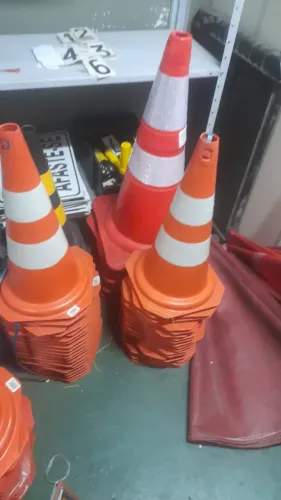 Cones de sinalização 15,00 a 35,00