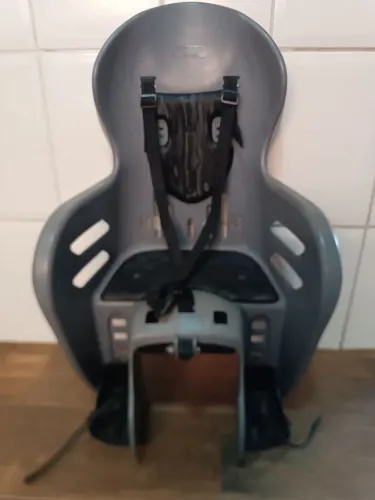 Cadeirinha infantil traseira bicicleta - 22kg (3 a 7 anos)