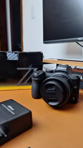 Nikon Z5 + Lente do kit | Kit completo | Perfeito estado