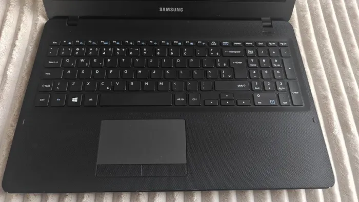 Notebook Samsung Expert Core i5