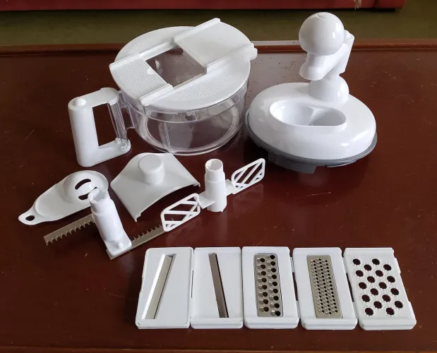 Kit ralador multiuso manual para frutas, verduras e queijos