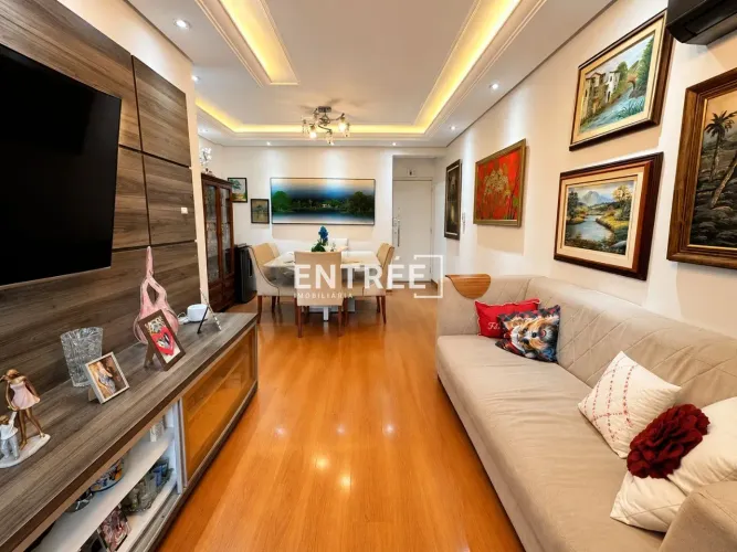 Apartamento 3 Quartos (sendo 1 Suíte) e 1 Vaga livre - Centro