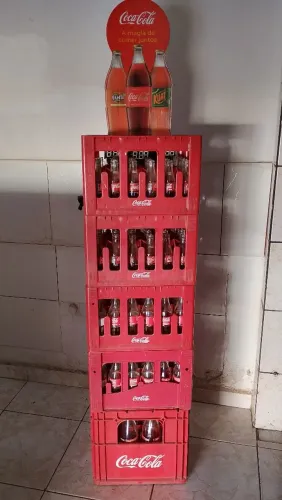 Caixa ou Engradados de Coca-Cola