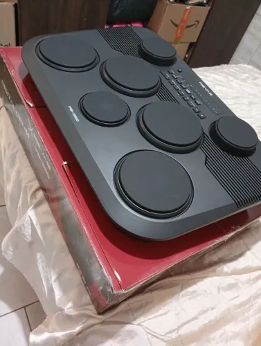 Vendo bateria eletrônica portátil