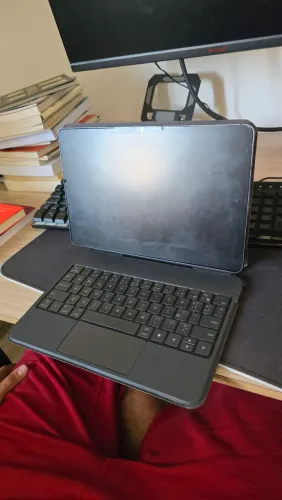 Tab S7 (não é o modelo FE) 256 GB com capa teclado, spen, caixa e capa extra