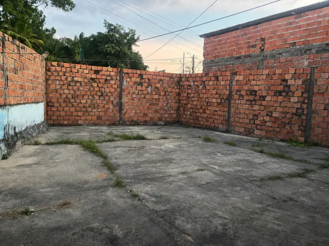 CASA À VENDA - ALTO DO TURU