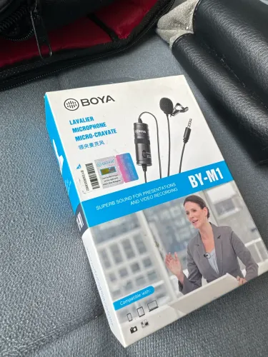Microfone boya de lapela
