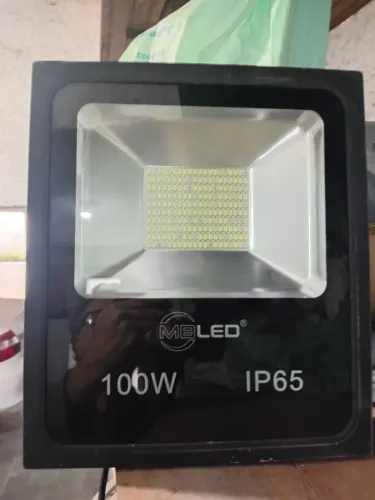 Refletor Elétrico LED 100 W - IP65