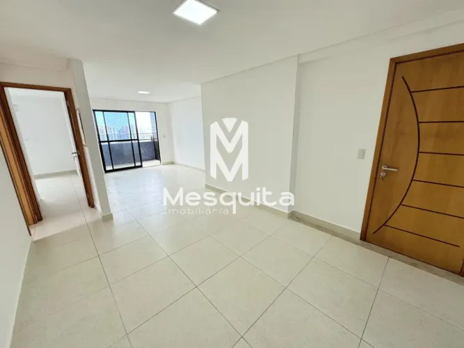 Apartamento com 03 quartos à venda no Brisamar com 90m², DCE. Vista mar