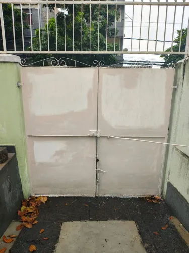 Portão garagem ferro 2,0 m x 1,0 m