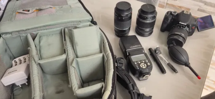 Canon T3i + Lentes + Flash