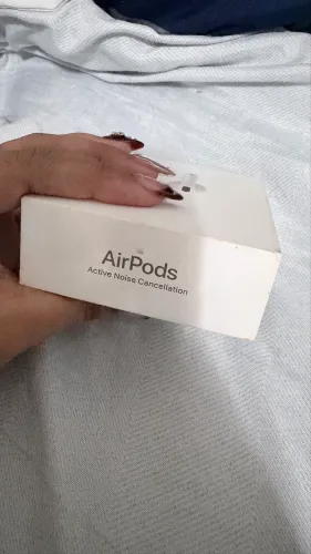 Airpods 4 ANC